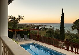 Pomos Harbour View Villa