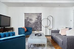 Sublime Appartement Champs Elysees