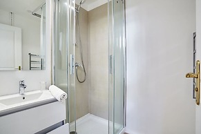 Sublime Appartement Champs Elysees