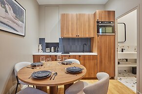 Apartment Center of Paris