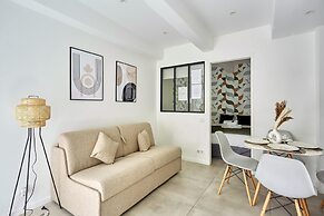 Cozy and New Flat Le Marais/ Place des Vosges