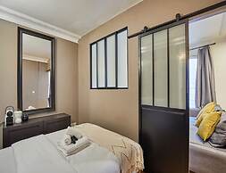 Charming Apartment Center of Paris by Studio Prestige