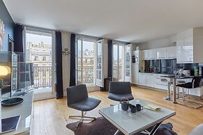 Superb Arc de Triomphe Apartment
