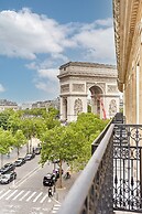 Superb Arc de Triomphe Apartment