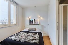 Superb Arc de Triomphe Apartment