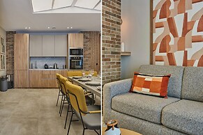 Exceptional Apartment Near Montmartre 10 People