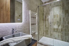 Exceptional Apartment Near Montmartre 10 People