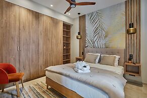 Exceptional Apartment Near Montmartre 10 People