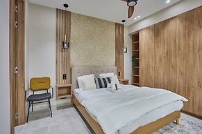 Exceptional Apartment Near Montmartre 10 People