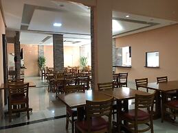 Central Palace Hotel