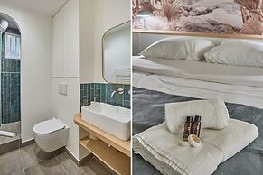 Apartment Eiffel Tower Trocadero by Studio Prestige