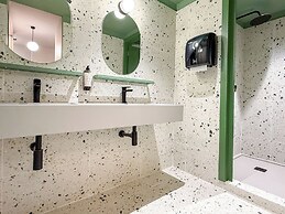 Coeo Hostel Hernan Ruiz