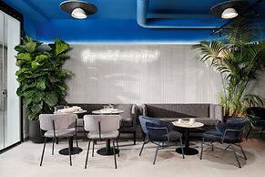 Coeo Hostel Hernan Ruiz