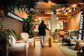 Coeo Hostel Hernan Ruiz