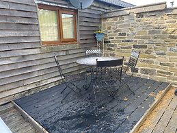 Meagill Cottage a Cozy Retreat With hot tub