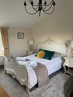 Meagill Cottage a Cozy Retreat With hot tub