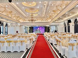 Adamo Hotel Hung Yen