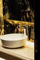 Adamo Hotel Hung Yen