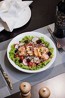 Adamo Hotel Hung Yen