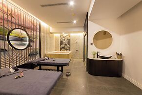 Adamo Hotel Hung Yen