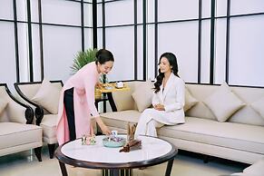 Adamo Hotel Hung Yen