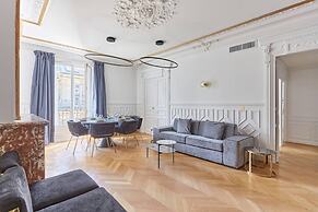 Sublime Apartment Montaigne/arc de Triomphe