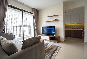 Refined Saigon - Vinhome Central Park