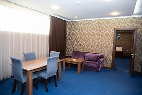 Caspian Buisness Hotel