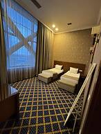 Caspian Buisness Hotel