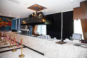Caspian Buisness Hotel