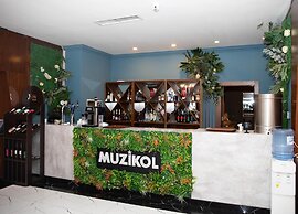 Caspian Buisness Hotel