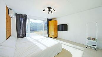 San Deul Ba Ram Pension