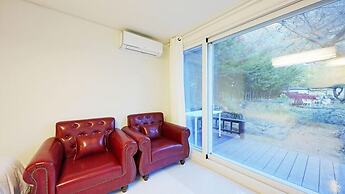 San Deul Ba Ram Pension