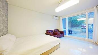 San Deul Ba Ram Pension