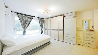 San Deul Ba Ram Pension