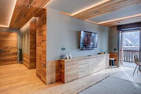 Simona Luxury Apartment few Steps From sk