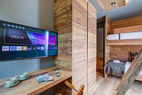 Simona Luxury Apartment few Steps From sk