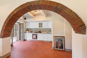 Amazing Panoramic Villa La Poggiola