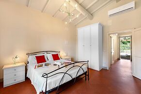 Amazing Panoramic Villa La Poggiola