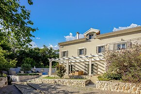 Nature Villa Frangipane With Pool