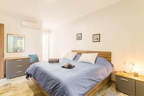 Palm Modern Apart 200mt From Sea Qawra