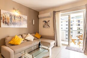 Modern Penthouse Savoy Garden in Gzira