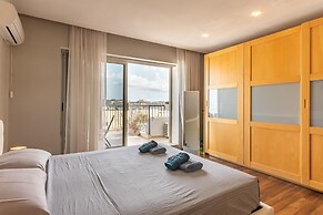 Modern Penthouse Savoy Garden in Gzira