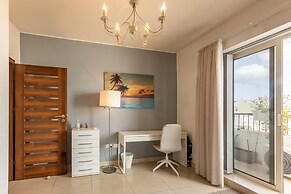 Modern Penthouse Savoy Garden in Gzira