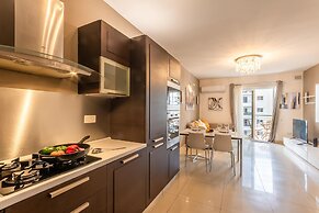 Modern Penthouse Savoy Garden in Gzira