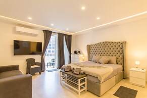 Modern Spacious apt 2mn to the sea Qawr