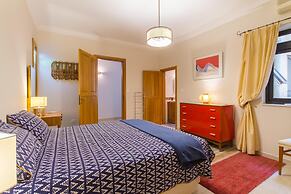 Magnificent Sunny Seafront Apart Sliema