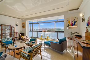 Magnificent Sunny Seafront Apart Sliema