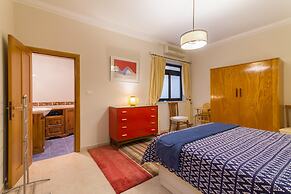 Magnificent Sunny Seafront Apart Sliema