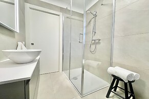 Modern House Apartment 4